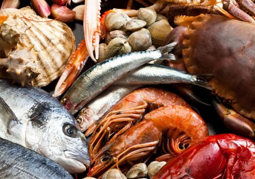 henrys_seafood_pix02-960x1440